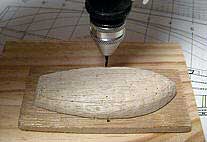 Делаем второе отверстие точно симметрично первому