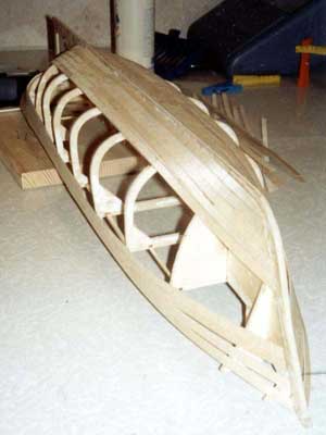 Участок вблизи киля и фальшбота