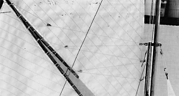 Крепление парусов