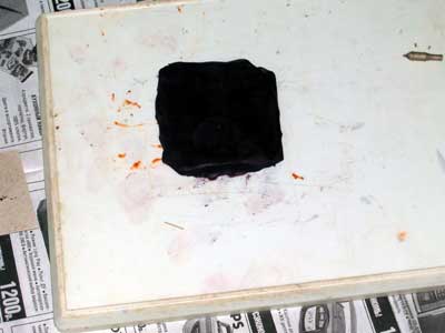 Раскатанный кусок пластилина Раскатанный кусок пластилина