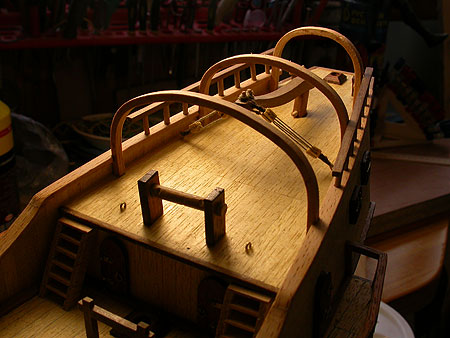 Палубная надстройка сборной модели корабля "Red Dragon"