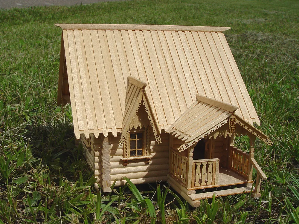 Сторожевой домик, XIX век, 547 деталей + (Стартовый набор инструментов) Сторожевой домик, XIX век, 547 деталей + (Стартовый набор инструментов)