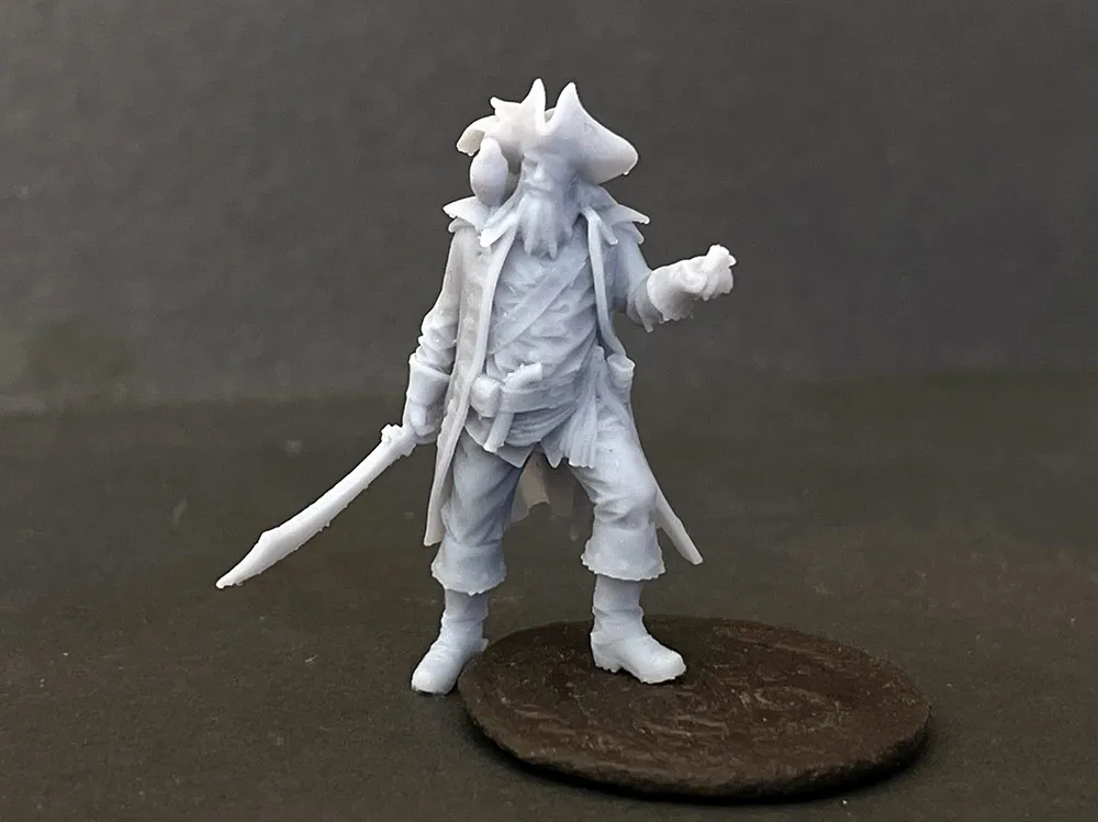 Фигурка пирата "Капитан", смола, 37 мм