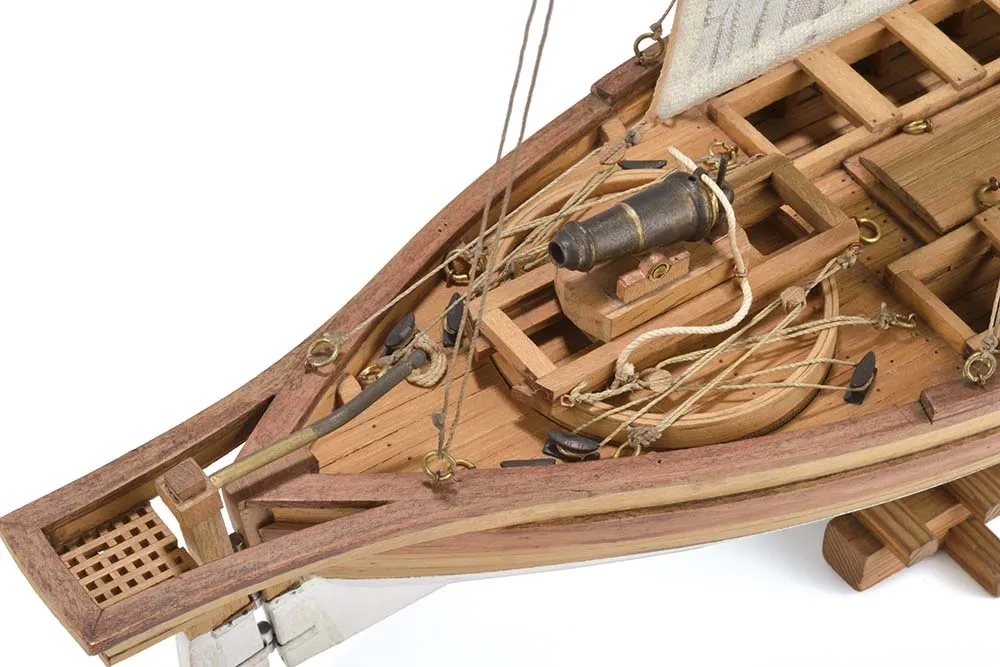 канонерская лодка Arrow + (Полный набор инструментов, клея и краски) канонерская лодка Arrow + (Полный набор инструментов, клея и краски)