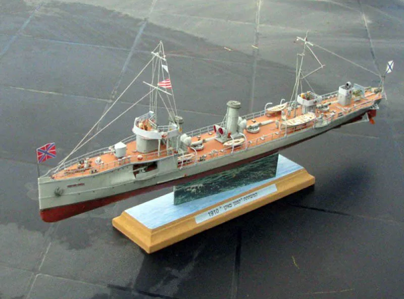 Модель из картона миноносец "Капитан Сакен" Модель из картона миноносец "Капитан Сакен"