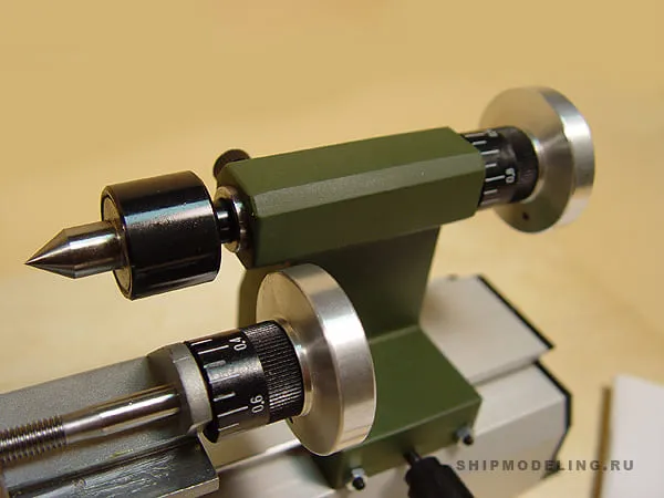 Миниатюрный токарный станок Proxxon FD150/Е 24150 Миниатюрный токарный станок Proxxon FD150/Е 24150