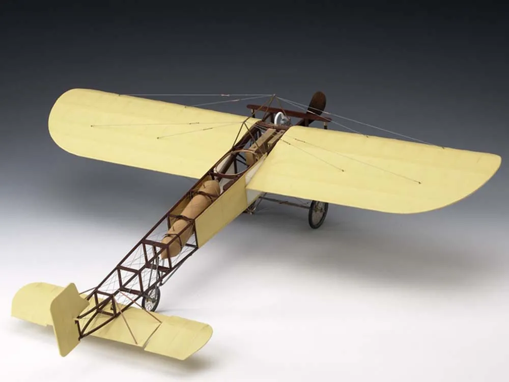 Моноплан Bleriot XI + (Стартовый набор инструментов) Моноплан Bleriot XI + (Стартовый набор инструментов)