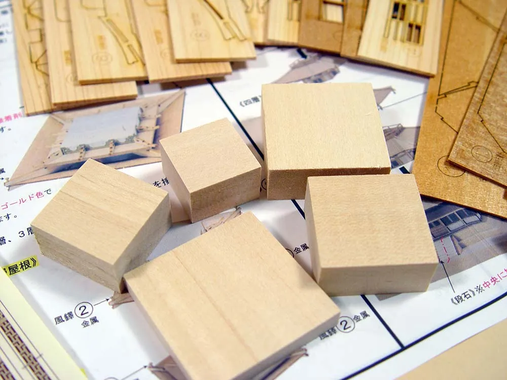 5-ти ярусная пагода Horyu-Ji + (Стартовый набор инструментов) 5-ти ярусная пагода Horyu-Ji + (Стартовый набор инструментов)