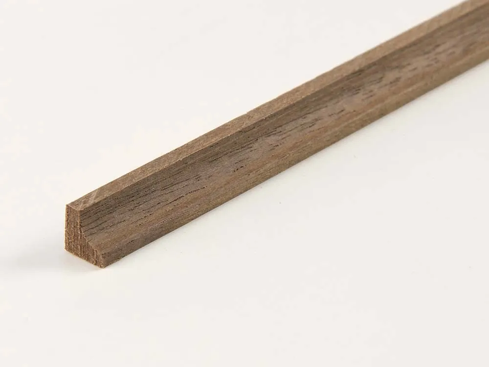 Рейка специального профиля, орех, 5х5 мм, 2 шт