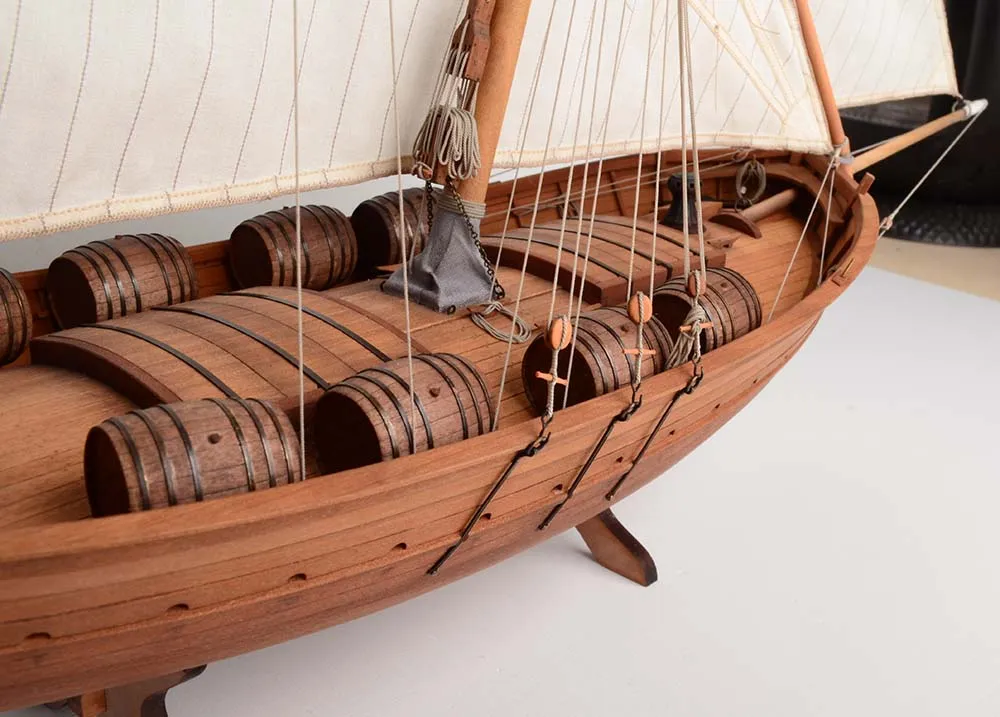 Итальянский виновоз Леудо + (Полный набор инструментов, клея и лак) Итальянский виновоз Леудо + (Полный набор инструментов, клея и лак)