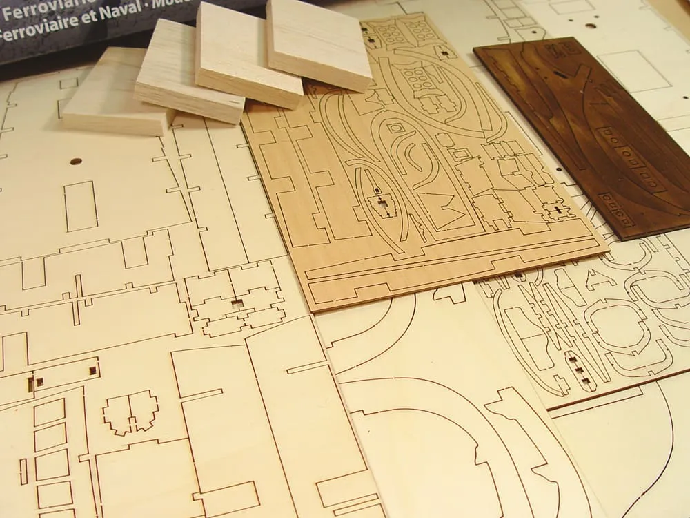 модель корабля своими руками Bounty с разрезом модель корабля своими руками Bounty с разрезом