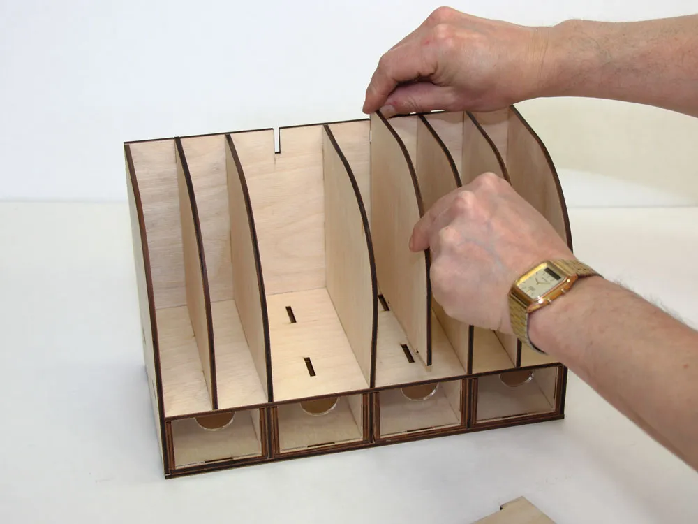 Модуль-органайзер для литников с ящиками Модуль-органайзер для литников с ящиками