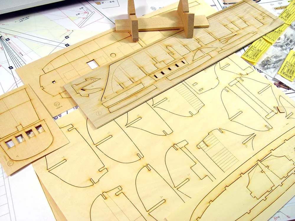 деревянная модель парусника Charles Royal Yacht 1674 деревянная модель парусника Charles Royal Yacht 1674