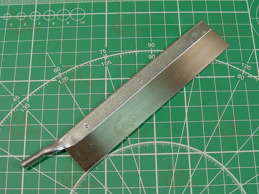 Пилка, 42 зубца/дюйм (16,5 зубцов/см) Пилка, 42 зубца/дюйм (16,5 зубцов/см)