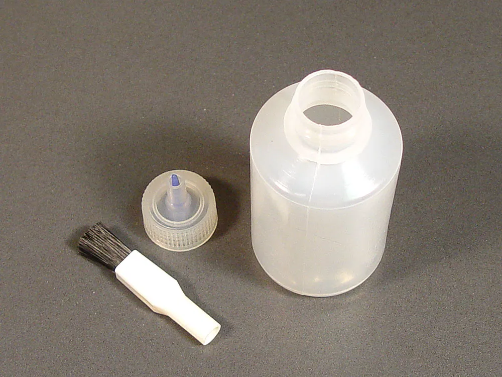 Ёмкость под клей, кисть, 110 мл