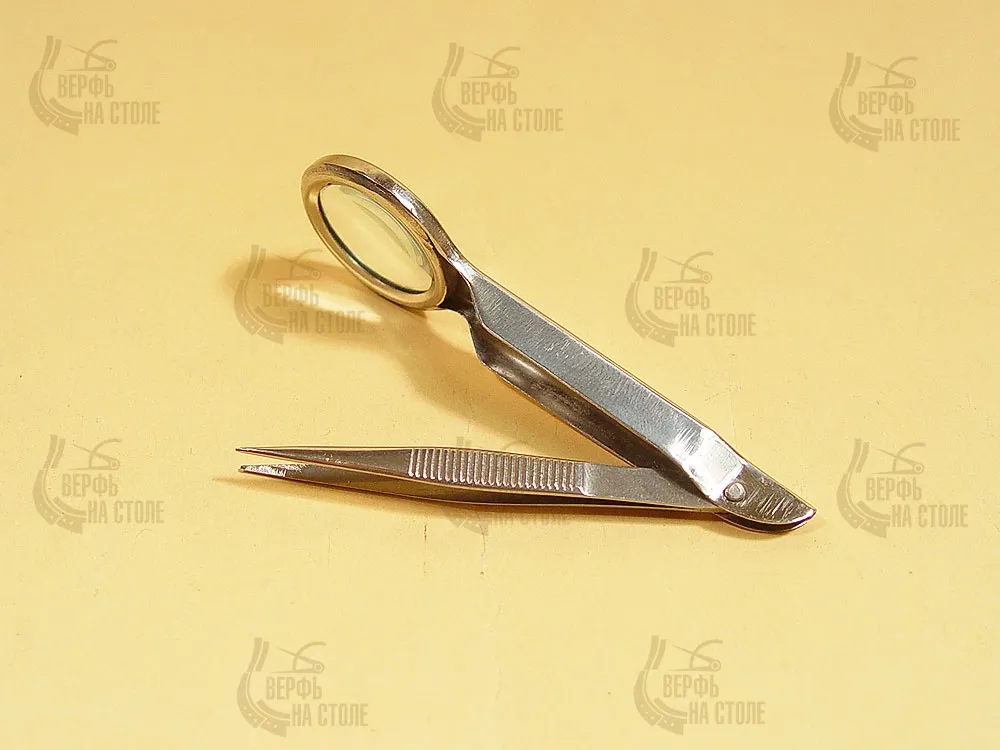 Прямой пинцет с увеличительным стеклом Прямой пинцет с увеличительным стеклом