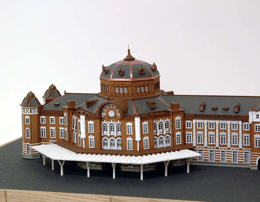 Токийский железнодорожный вокзал + (Стартовый набор инструментов) Токийский железнодорожный вокзал + (Стартовый набор инструментов)