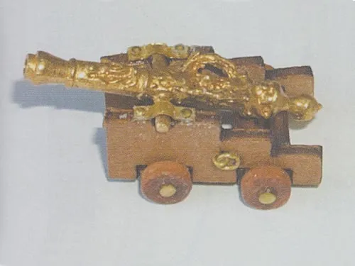 Длинная пушка на станке, латунь и дерево, 30 мм