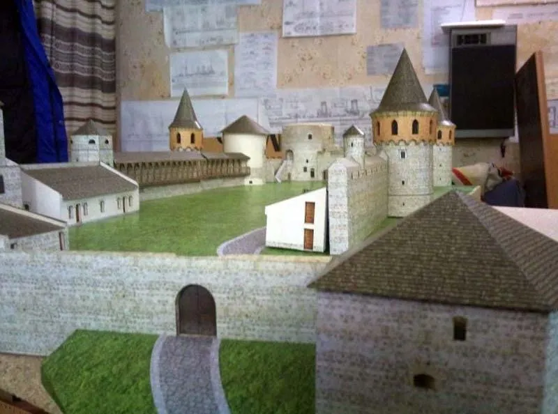 Модель из картона Старый замок Каменец-Подольского