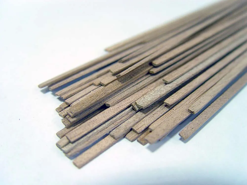 Рейка 1х4 мм, окоуме, 4 шт