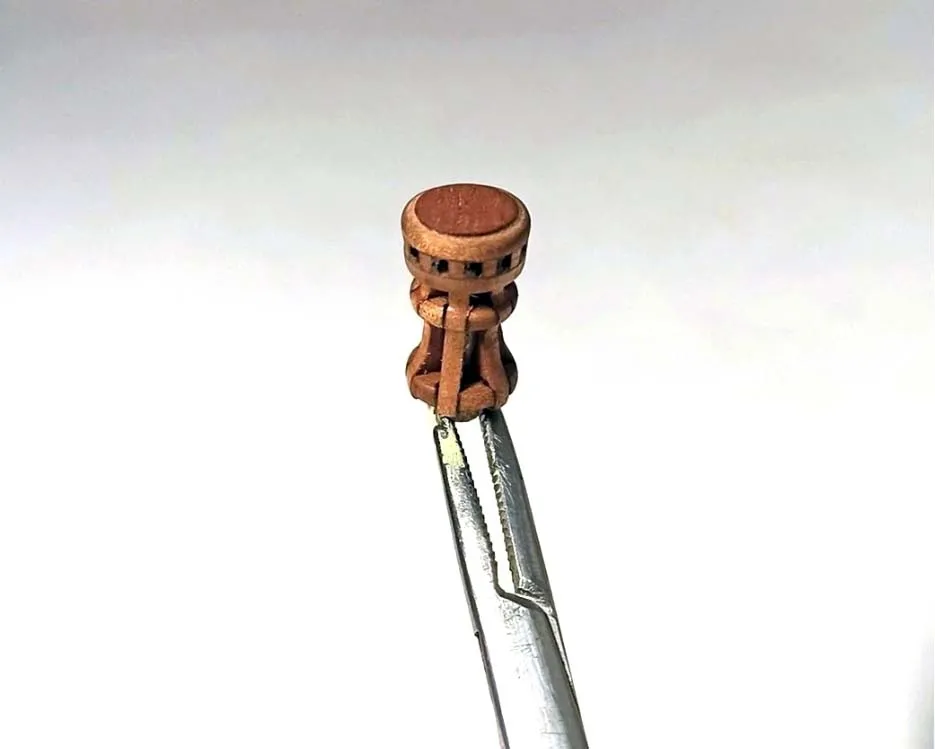 Шпиль сборный 9х15 мм для кораблей XVIII-XIX вв (дерево) Шпиль сборный 9х15 мм для кораблей XVIII-XIX вв (дерево)