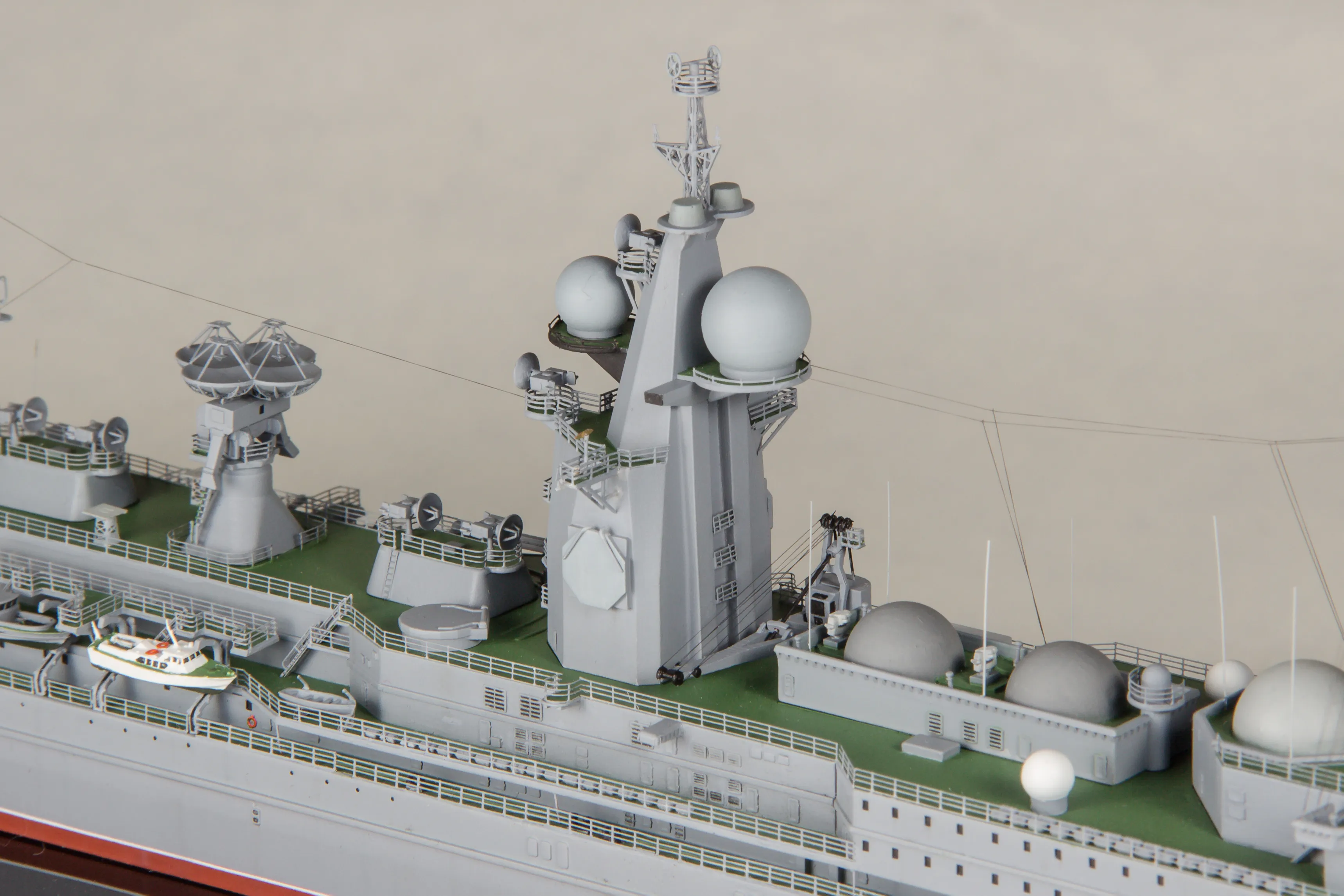 Модель корабля Большой атомный разведывательный корабль ССВ-33 «Урал» - Верфь на Столе