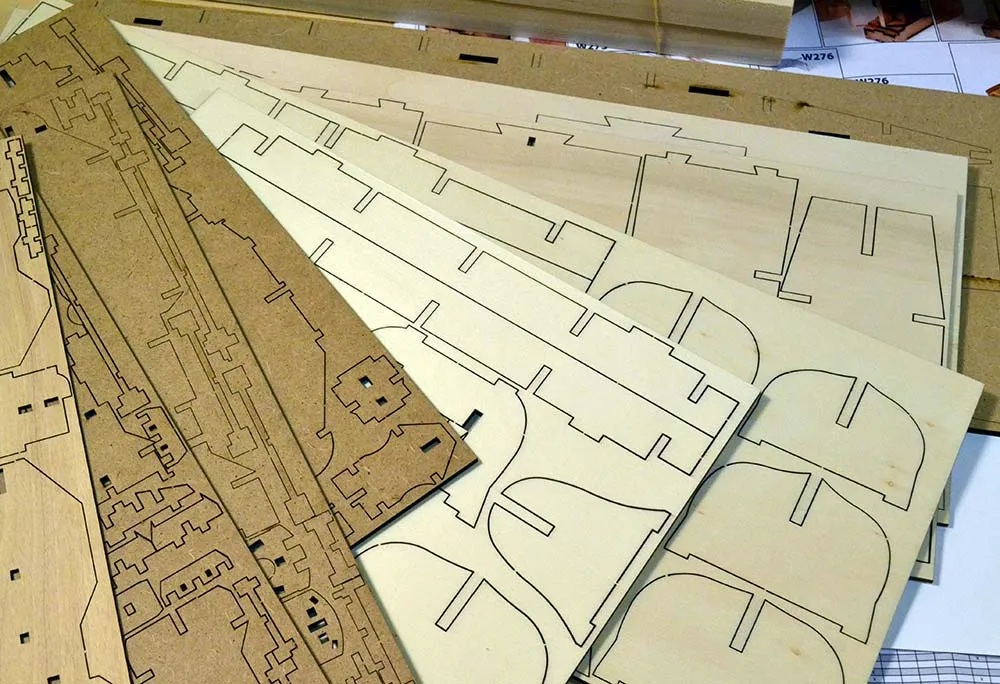 Крейсер Prinz Eugen + (Полный набор инструментов, клея и краски)