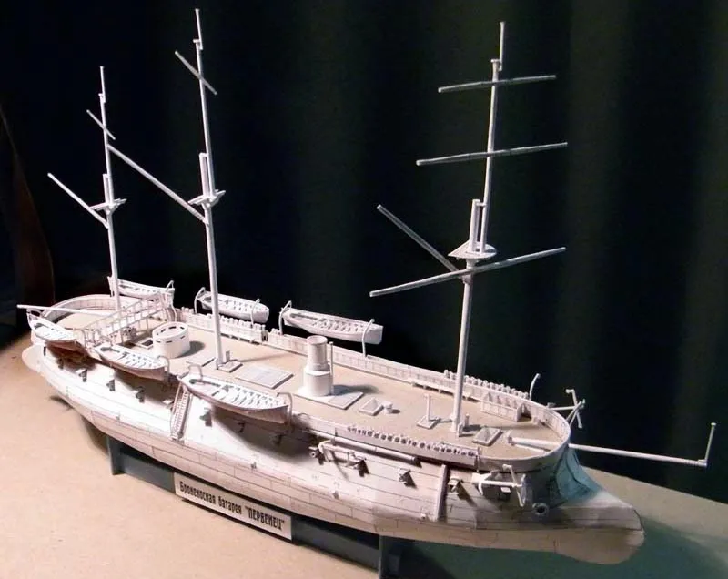 Модель из бумаги броненосная батарея "Первенец" Модель из бумаги броненосная батарея "Первенец"