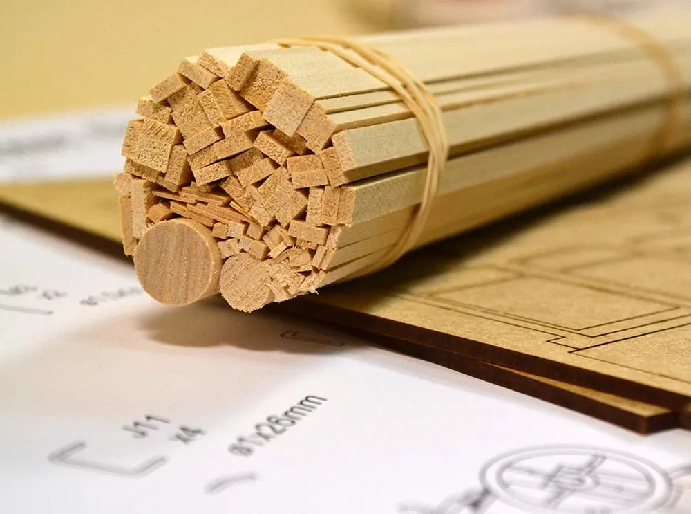 Модель трамвая BUENOS AIRES + (Полный набор инструментов, клея и краски) Модель трамвая BUENOS AIRES + (Полный набор инструментов, клея и краски)