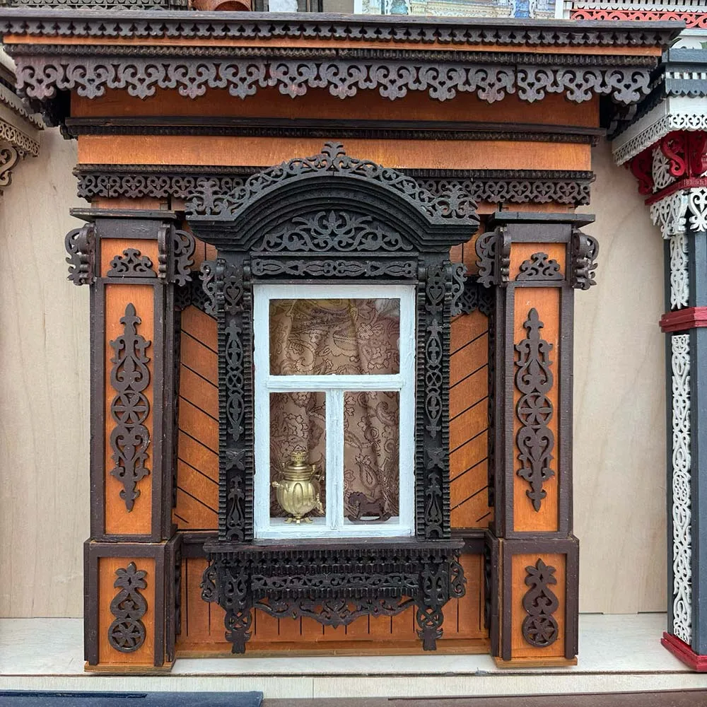 Сборная модель наличника "Суздаль", 237 деталей + Клей и краски в комплекте Сборная модель наличника "Суздаль", 237 деталей + Клей и краски в комплекте