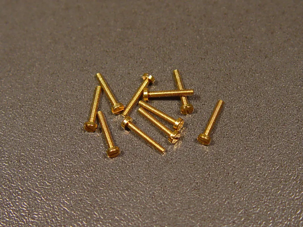 Винт с плоской шляпкой, латунь, М1,2х8, 10 шт Винт с плоской шляпкой, латунь, М1,2х8, 10 шт