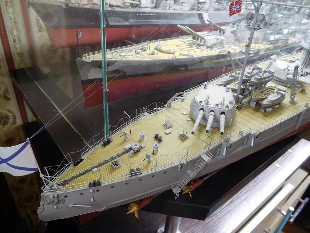 Модель из картона Крейсер "Измаил", Россия, 1915 год Модель из картона Крейсер "Измаил", Россия, 1915 год