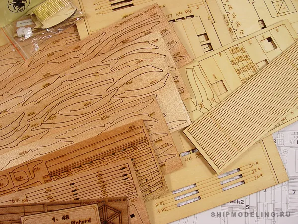 модель корабля для сборки Bonhomme Richard сечение, версия вишня модель корабля для сборки Bonhomme Richard сечение, версия вишня