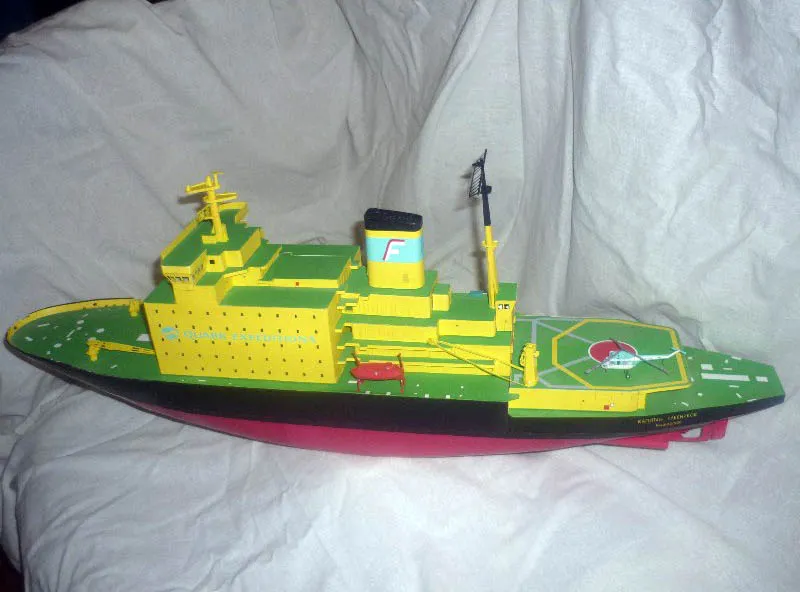 Модель из бумаги ледокол Капитан Хлебников