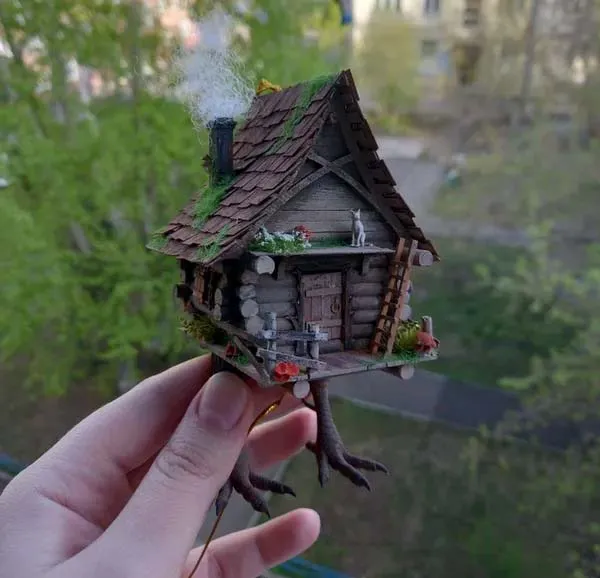 Ёлочная игрушка Избушка на курьих ножках, 140 деталей Ёлочная игрушка Избушка на курьих ножках, 140 деталей