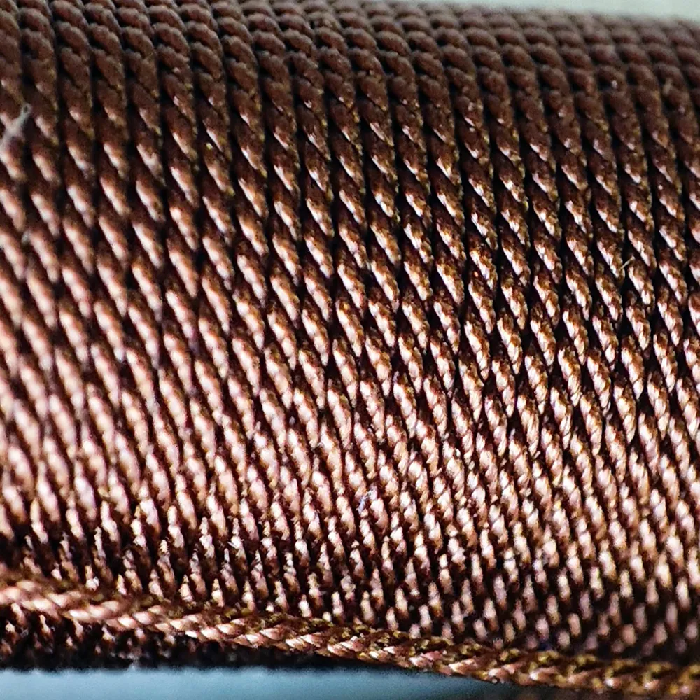 Нить плотной скрутки коричневая, 0,7 мм, длина 5 м Нить плотной скрутки коричневая, 0,7 мм, длина 5 м
