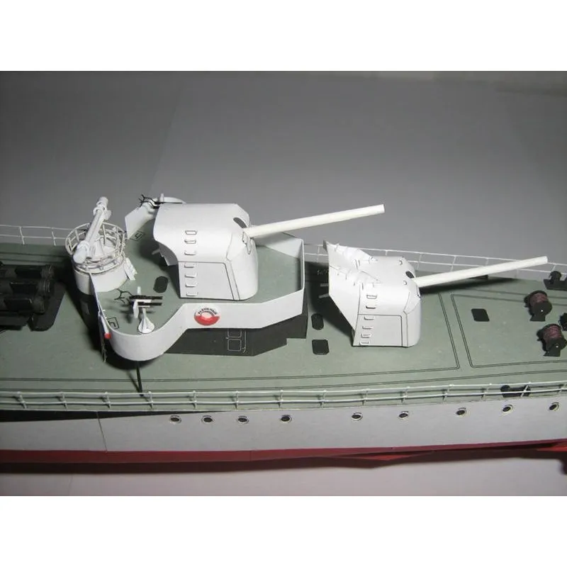 Модель из бумаги эсминец "Разумный", СССР 1943 г Модель из бумаги эсминец "Разумный", СССР 1943 г