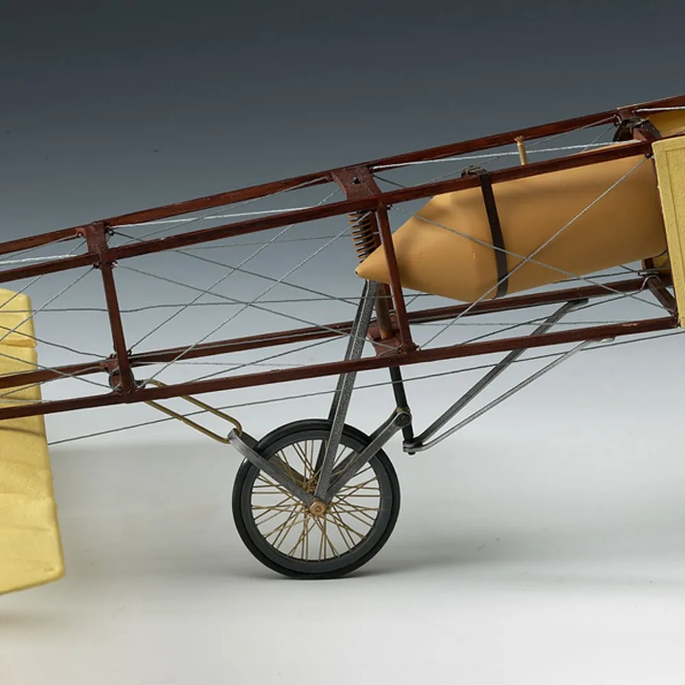 Моноплан Bleriot XI + (Стартовый набор инструментов) Моноплан Bleriot XI + (Стартовый набор инструментов)