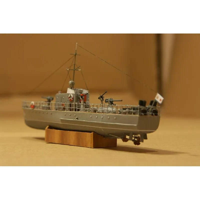 Модели из картона тральщик "Мина"+ морской охотник "МО-4", СССР 1940 г Модели из картона тральщик "Мина"+ морской охотник "МО-4", СССР 1940 г