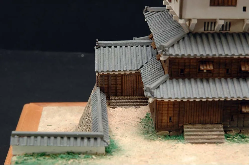 Замок Iwakuni + (Стартовый набор инструментов)