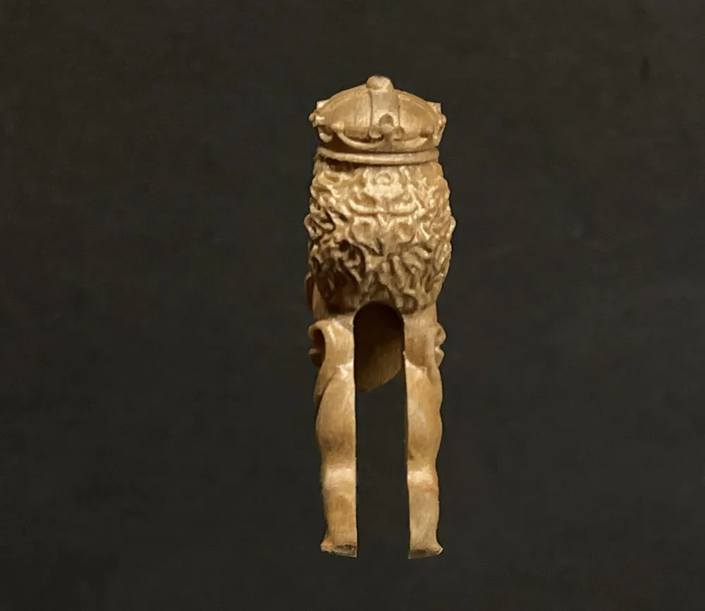 Носовая фигура Лев со щитом, дерево, 40 мм