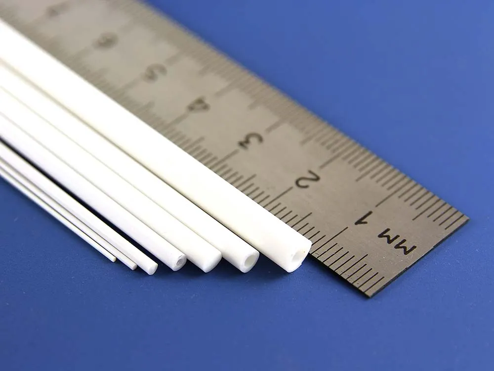 Ассортимент из 7 трубок и прутков