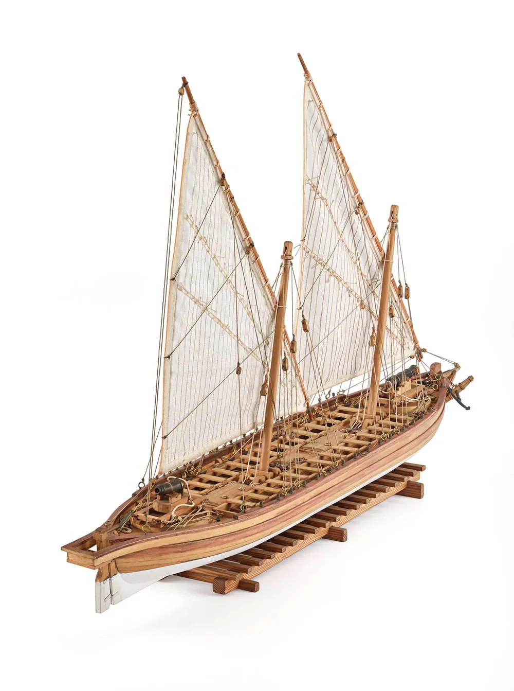 канонерская лодка Arrow + (Полный набор инструментов, клея и краски) канонерская лодка Arrow + (Полный набор инструментов, клея и краски)