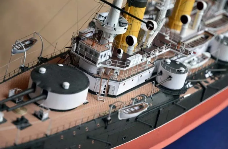 Модель из бумаги Эскадренный броненосец "Севастополь" Модель из бумаги Эскадренный броненосец "Севастополь"