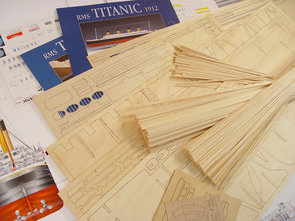 Титаник (RMS Titanic) + (Стартовый набор инструментов)