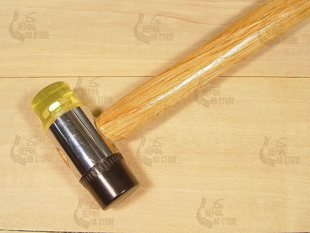 Молоток с пластиковыми бойками, 240 грамм