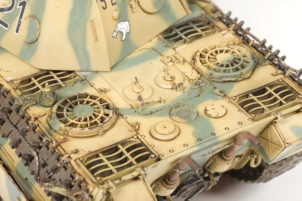 Немецкий средний танк T-V "Пантера" подарочный набор Немецкий средний танк T-V "Пантера" подарочный набор