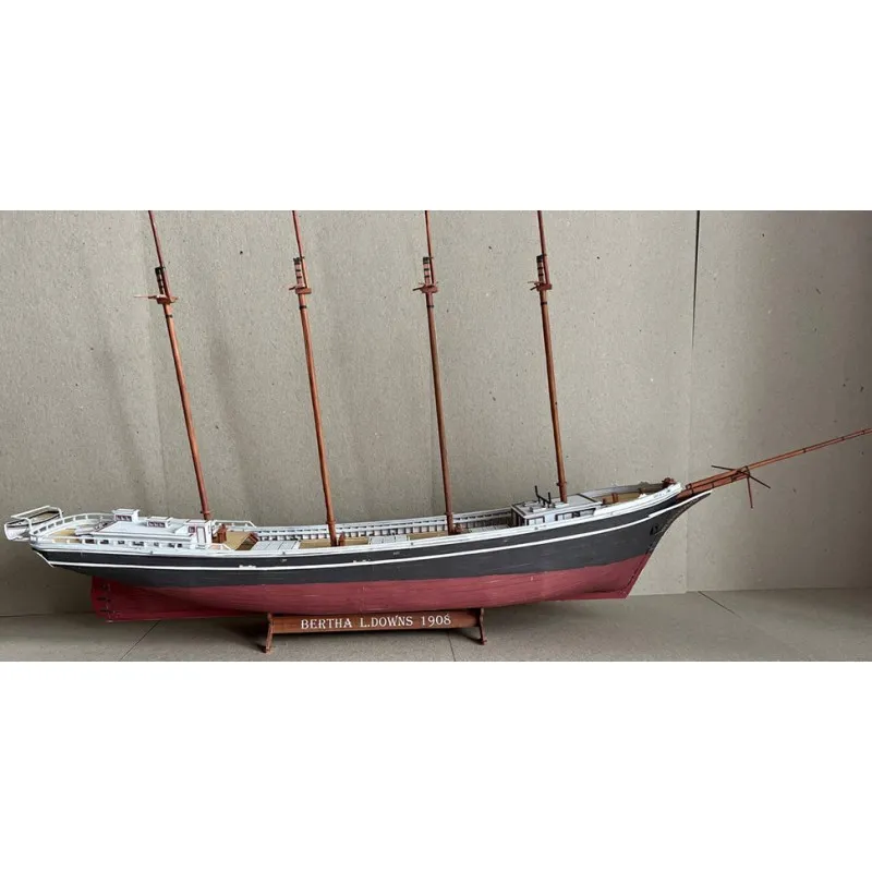 Модель из картона шхуна Bertha L. Downs Модель из картона шхуна Bertha L. Downs