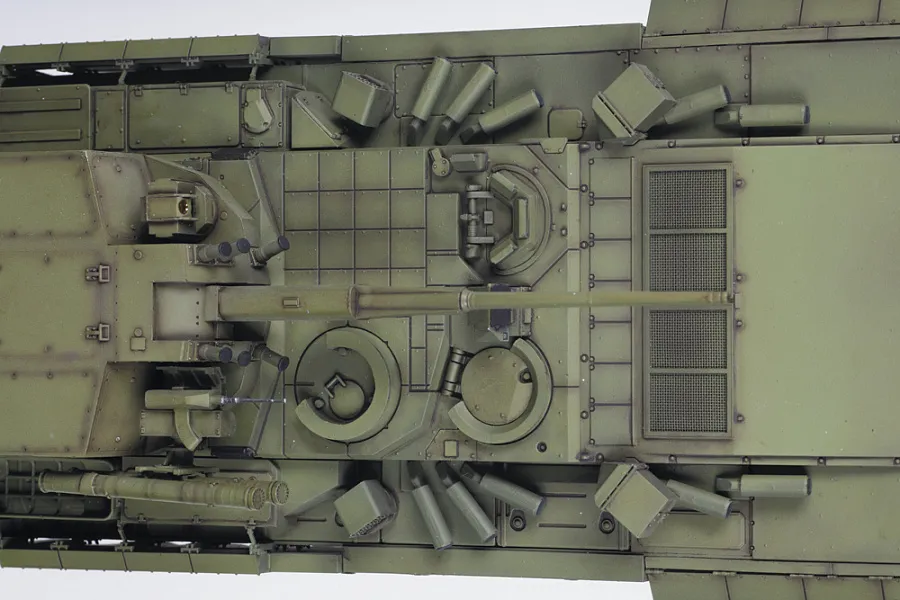 Российская тяжёлая боевая машина пехоты ТБМП Т-15 с 57-мм пушкой