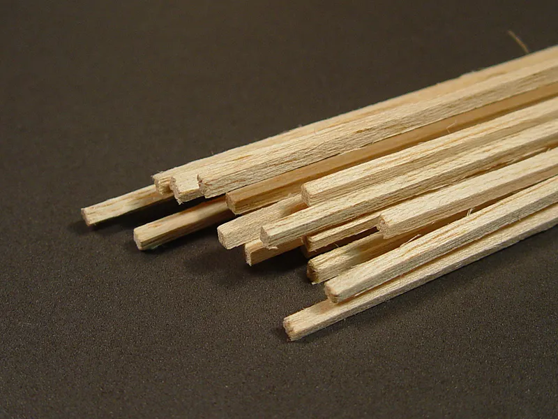 Рейка 3х3 мм, бальза, 4 шт